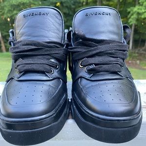 Givenchy Black Tyson Sneakers size 46